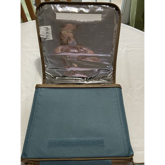 Rachael Ray Casserole Tote Insulated For Heat Zip Closure Folds Flat Wipe Clean - Picture 9 of 16